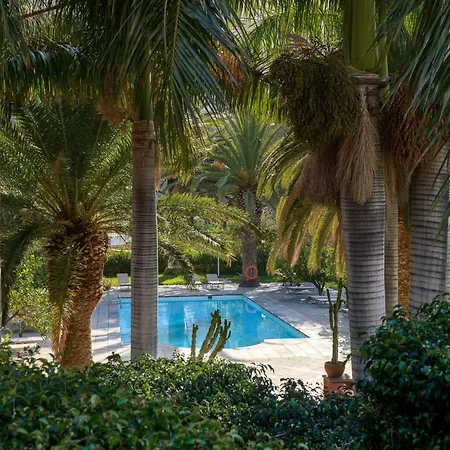 拉斯隆格拉斯乡村酒店 招待所 阿格特